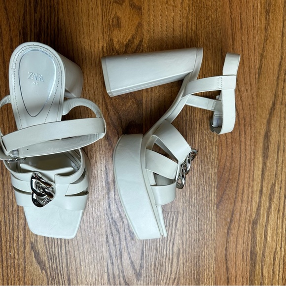 Zara Strappy chunky platform heeled sandal size 9us - Picture 4 of 8